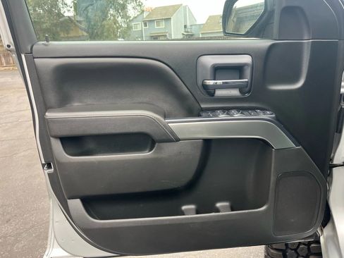 Used 2018 Chevrolet Silverado 1500 LT w/ All Star Edition image 16