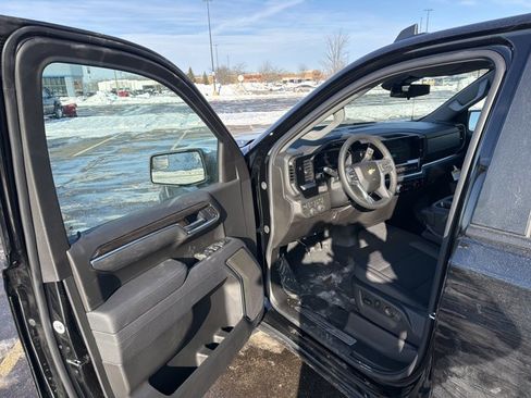 New 2026 Chevrolet Silverado 1500 LT image 9