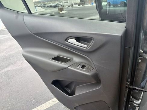 Used 2023 Chevrolet Equinox LT image 20