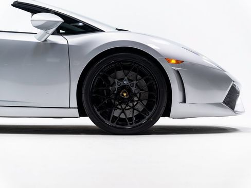 Used 2011 Lamborghini Gallardo LP 560-4 AWD/4WD image 12