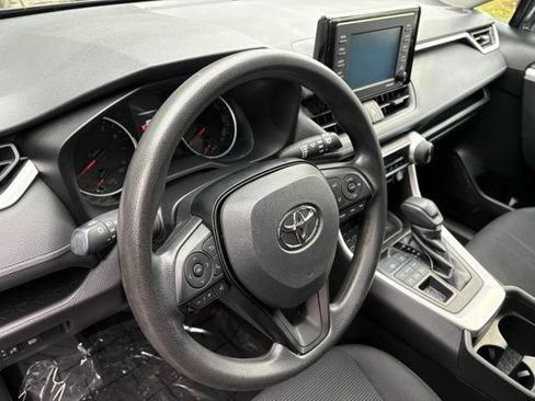 Used 2020 Toyota RAV4 LE w/ All Weather Liner Package AWD/4WD image 23