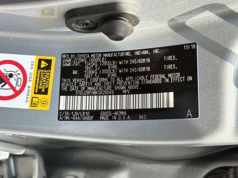 Used 2019 Toyota Highlander XLE AWD/4WD image 20