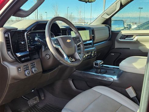 Used 2024 Chevrolet Silverado 1500 LTZ w/ Technology Package image 7
