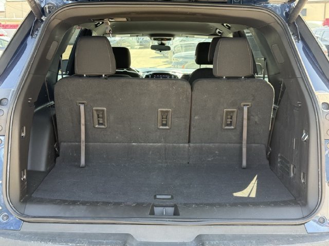 Used 2022 Chevrolet Traverse LT FWD image 31