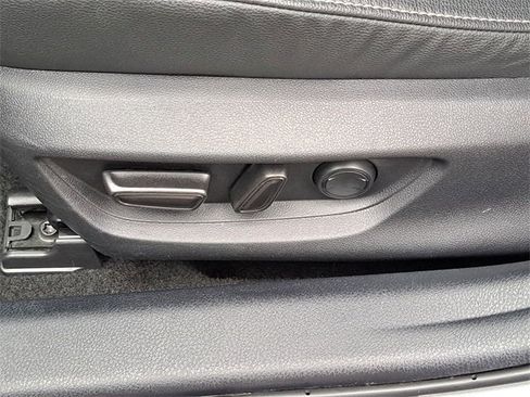 Used 2025 Toyota Camry XSE image 22