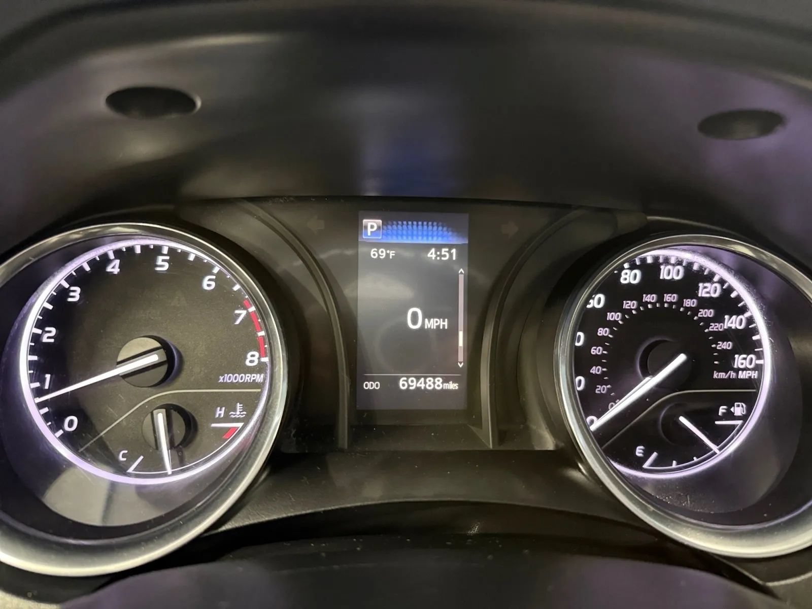 Used 2020 Toyota Camry LE FWD image 11