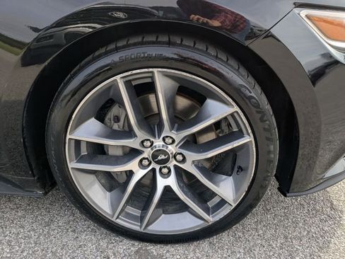 Used 2016 Ford Mustang GT Premium w/ Equipment Group 401A RWD image 8
