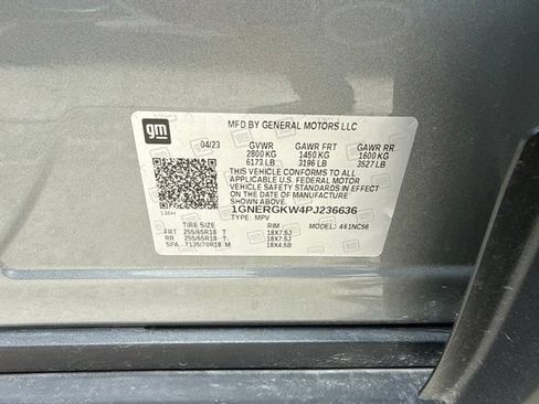 Used 2023 Chevrolet Traverse LT FWD image 14