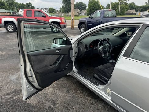 Used 2007 Nissan Altima 2.5 S w/ Technology Pkg FWD image 14