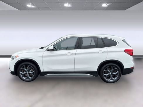 Used 2018 BMW X1 xDrive28i w/ Premium Package AWD/4WD image 2