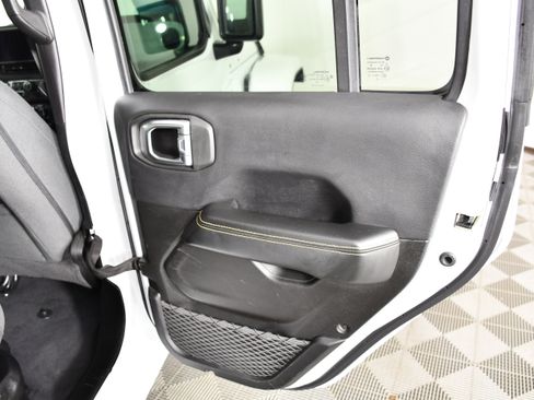 Used 2024 Jeep Wrangler Unlimited Sahara AWD/4WD image 42
