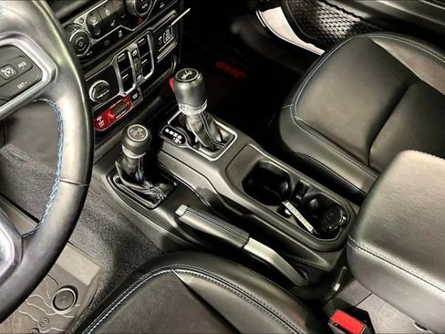 Used 2022 Jeep Wrangler Unlimited Rubicon 4xe w/ Steel Bumper Group image 17