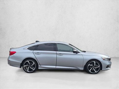 Used 2021 Honda Accord Sport image 4