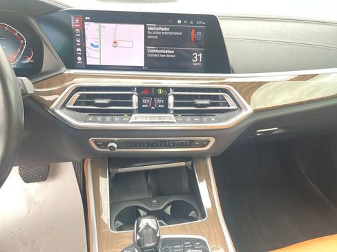 Used 2021 BMW X5 xDrive40i w/ Premium Package image 15