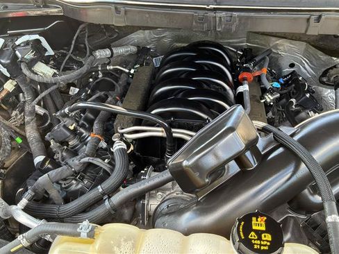 Used 2022 Ford F150 XLT w/ Equipment Group 302A High AWD/4WD image 25