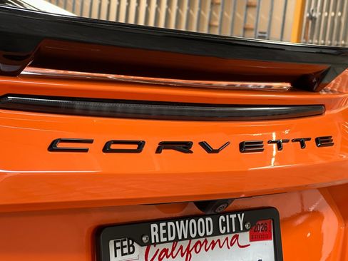 Used 2023 Chevrolet Corvette Stingray Premium Cpe w/ Z51 Performance Package image 7