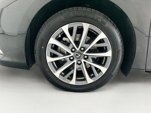 Used 2025 Lexus ES 350 w/ Accessory Package (Z2) FWD image 28