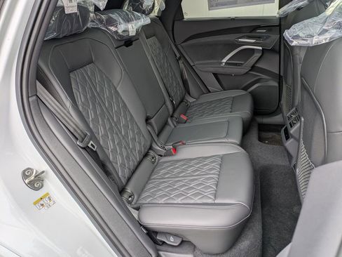 New 2025 Audi SQ5 Premium Plus image 22