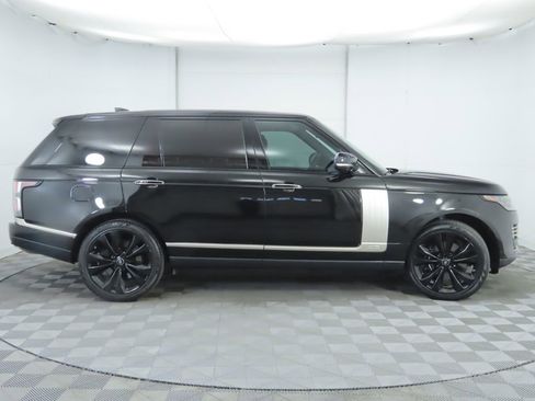 Certified 2021 Land Rover Range Rover Autobiography Fifty Edition image 4
