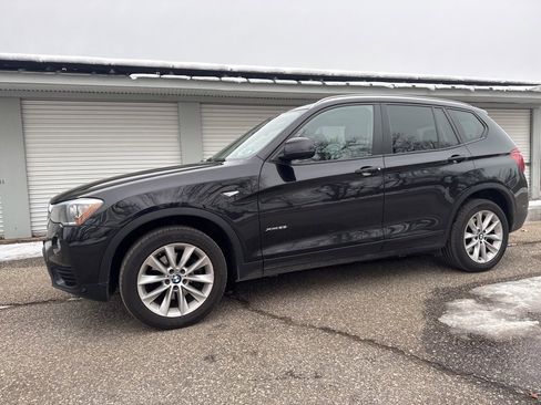 Used 2016 BMW X3 xDrive28i image 1