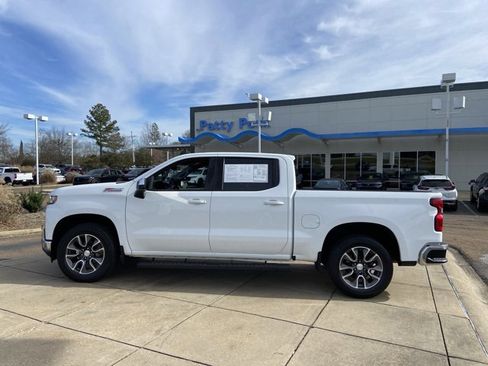 Used 2020 Chevrolet Silverado 1500 LT w/ All-Star Edition image 6