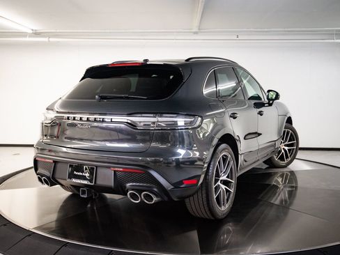 Certified 2024 Porsche Macan AWD/4WD image 7