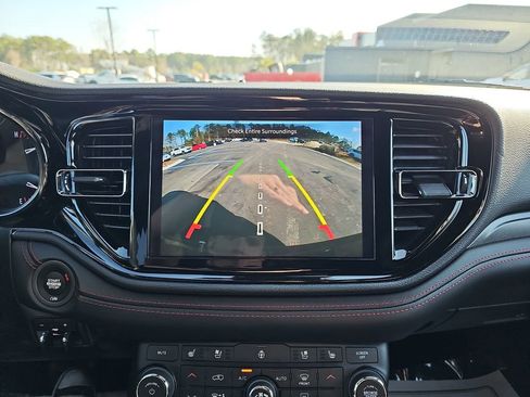 Used 2024 Dodge Durango GT image 28