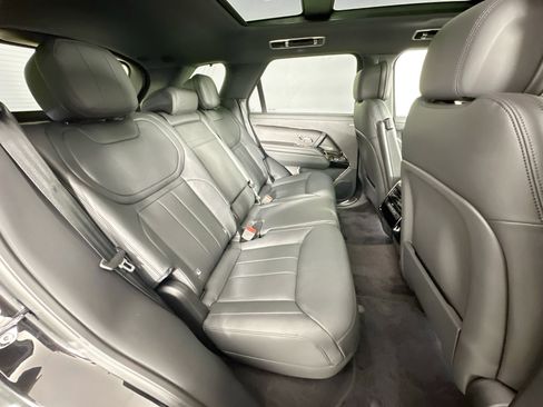Used 2025 Land Rover Range Rover Sport Dynamic SE image 24