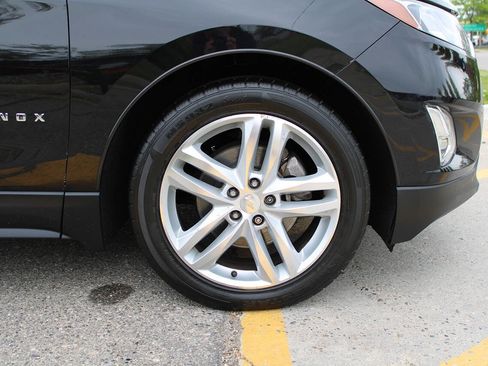 Used 2018 Chevrolet Equinox Premier image 44