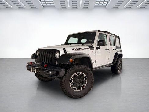 Used 2017 Jeep Wrangler Unlimited Rubicon AWD/4WD image 3