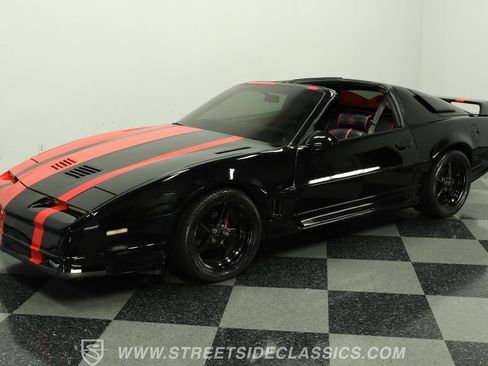 Used 1989 Pontiac Firebird Trans Am RWD image 6