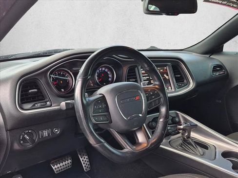 Used 2020 Dodge Challenger R/T Scat Pack RWD image 10