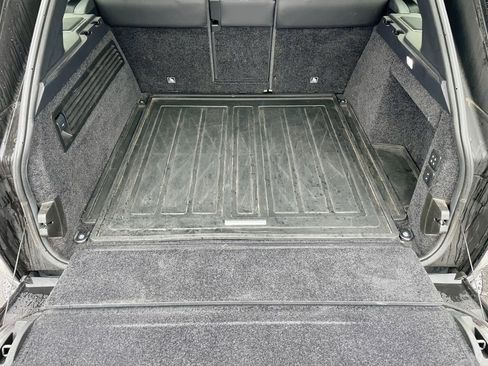 Used 2020 Land Rover Range Rover Long Wheelbase HSE image 35