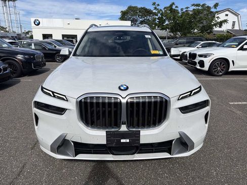 Certified 2024 BMW X7 xDrive40i w/ Parking Assistance Package AWD/4WD image 3