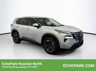 Used 2025 Nissan Rogue SV FWD video 1