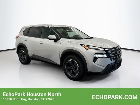 Used 2025 Nissan Rogue SV FWD image 1