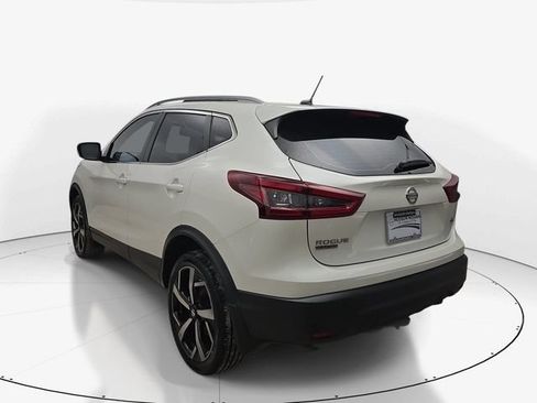 Used 2022 Nissan Rogue Sport SL w/ Premium Package FWD image 8