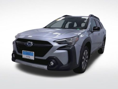 Used 2023 Subaru Outback Limited AWD/4WD image 3