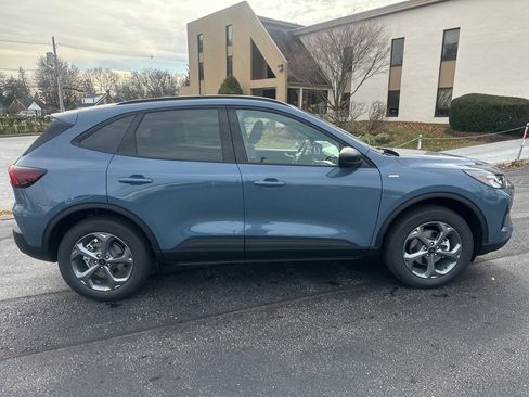 New 2026 Ford Escape ST-Line w/ Tech Pack #1 AWD/4WD image 6