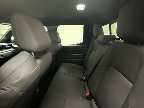 Used 2025 Toyota Tacoma SR5 AWD/4WD image 10