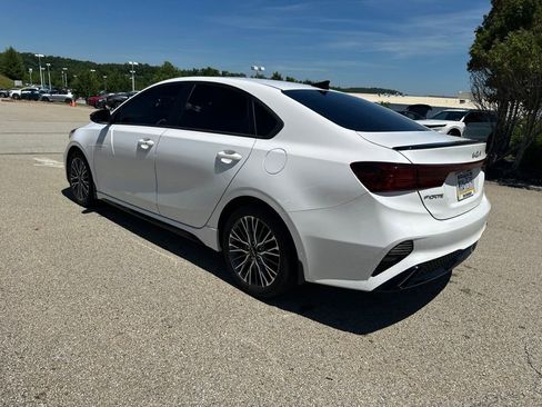 Used 2023 Kia Forte GT-Line w/ GT-Line Premium Package FWD image 4