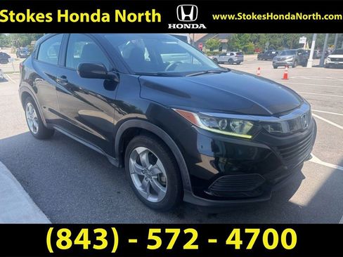 Used 2021 Honda HR-V LX image 2