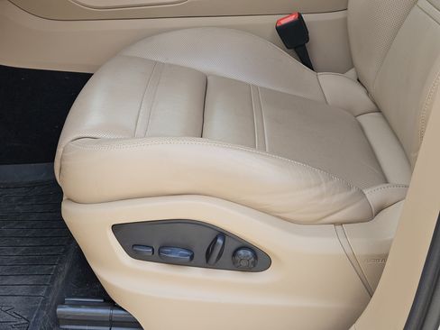 Certified 2023 Porsche Cayenne image 23