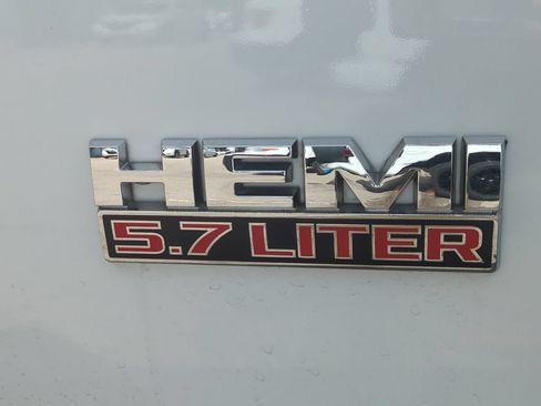 Used 2018 RAM 1500 Big Horn RWD image 32