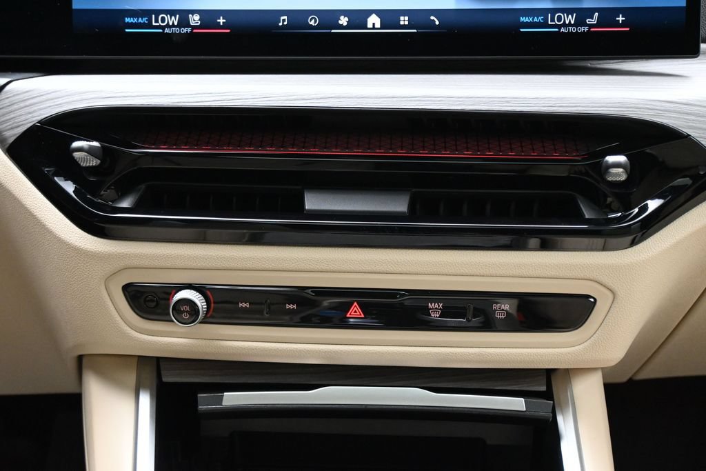 Used 2025 BMW i4 eDrive40 w/ Premium Package RWD image 22