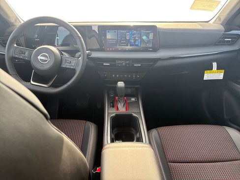 New 2026 Nissan Kicks SR w/ Cold Weather Package image 10