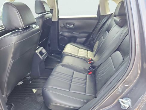 Certified 2025 Honda HR-V EX-L image 30