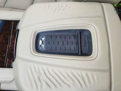 Used 2015 Cadillac Escalade Luxury RWD image 53