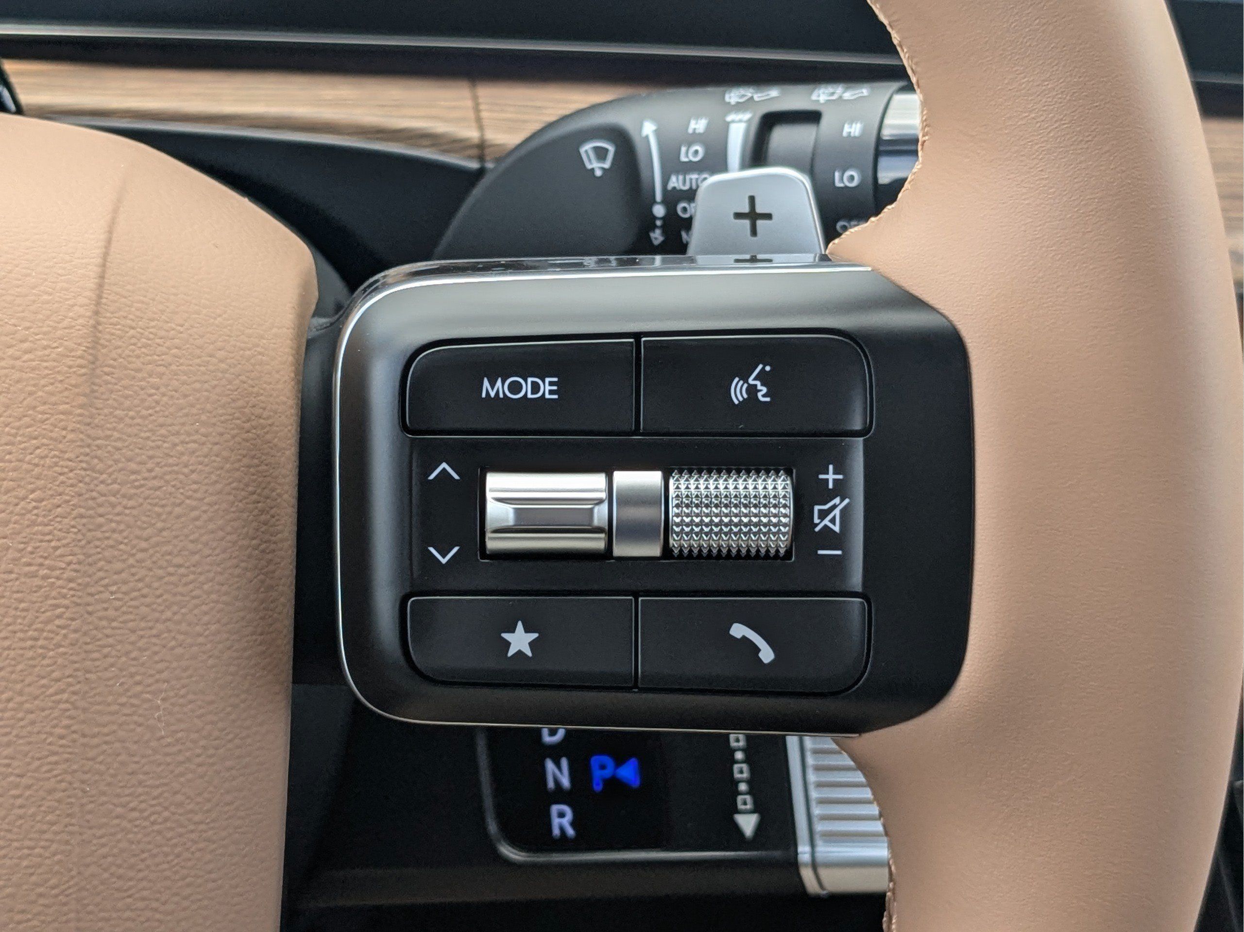 New 2027 Hyundai Santa Fe Limited FWD image 32