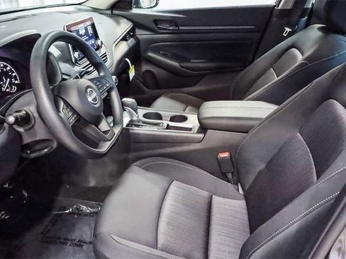 New 2025 Nissan Altima 2.5 S image 18